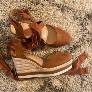 NEW Jennifer lopez jlo espadrilles wedges